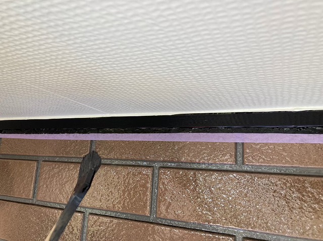 コーキングの塗装